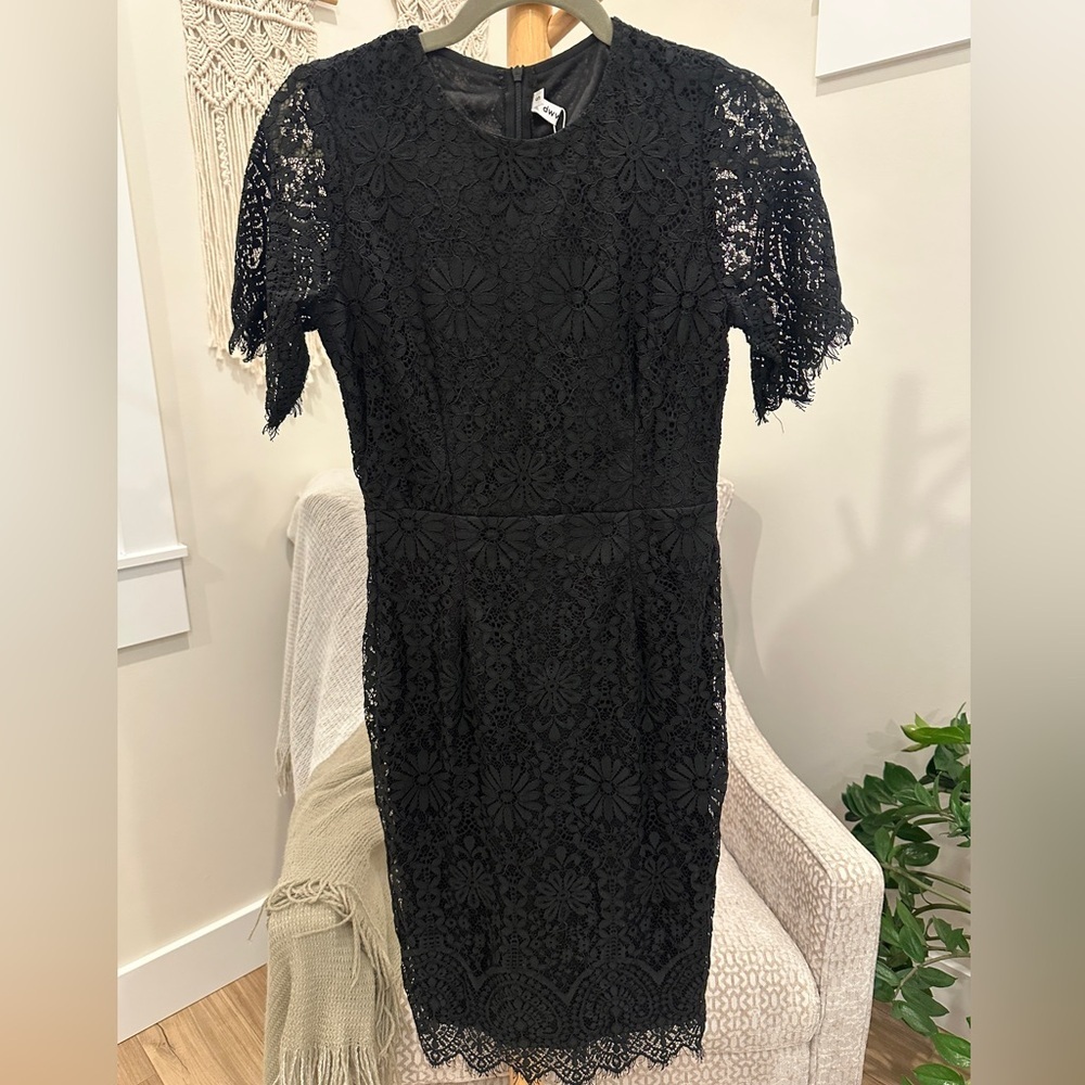 DWWAW Black Floral Lace Sheath Midi Dress Size Small NWT
